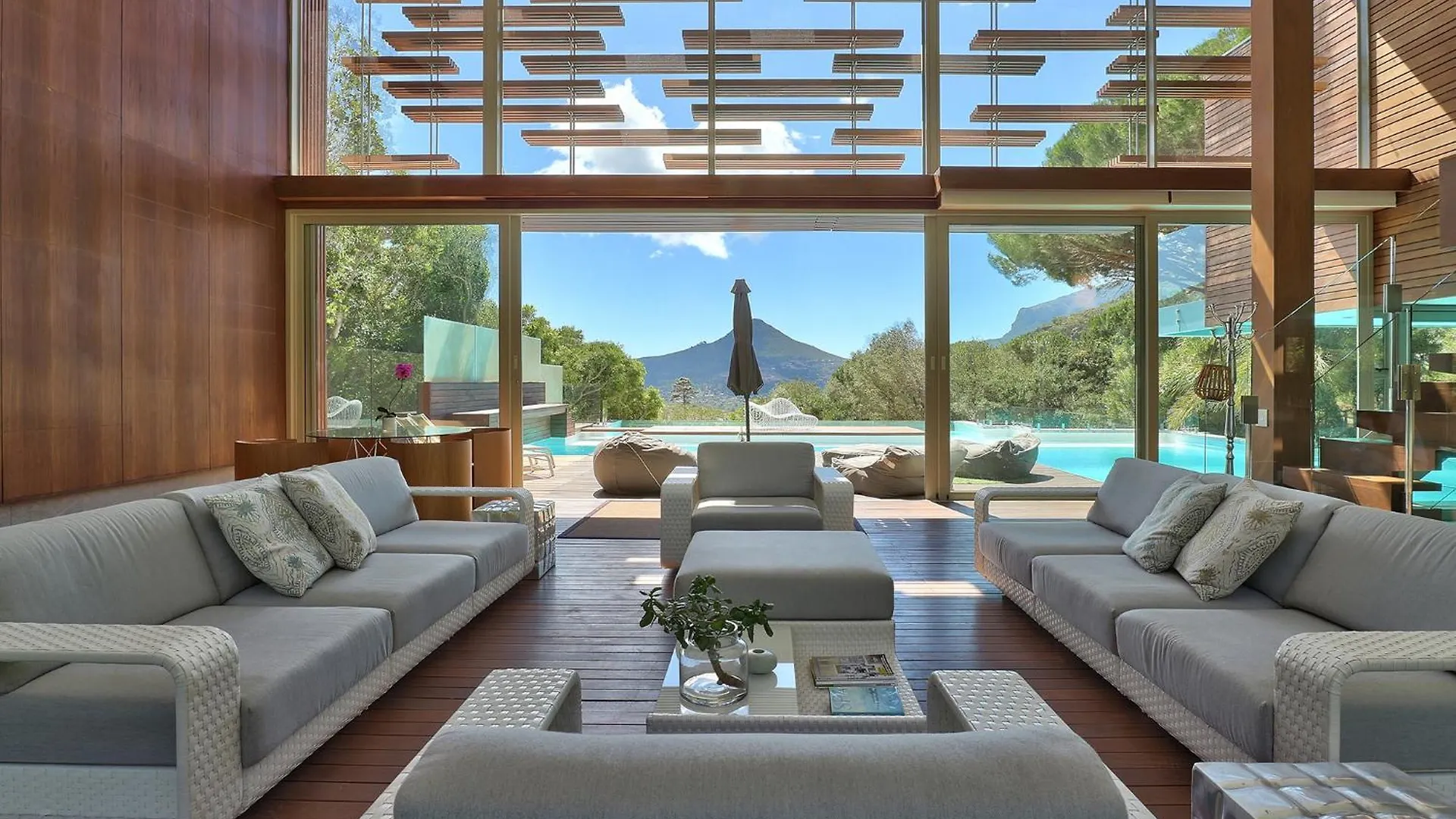 The Spa House Hout Bay 0*,  South Africa